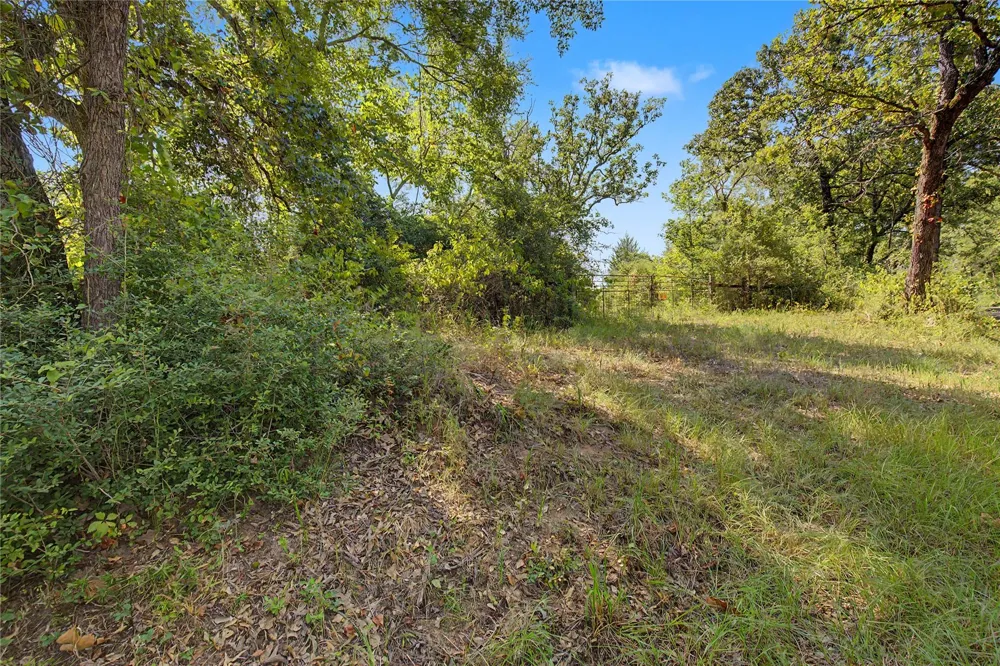 Fcr 360 Fairfield, TX 75840