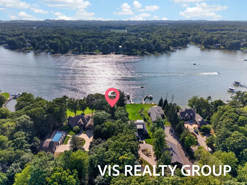 18295 Fruitport Road Spring Lake, MI 49456