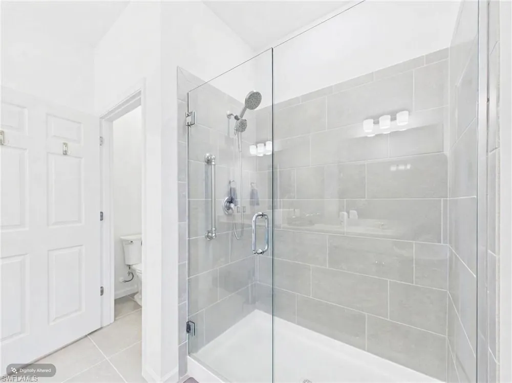 5683 Mayflower Way #901 Naples, FL 34142