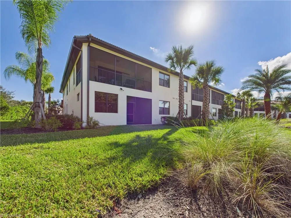 5683 Mayflower Way #901 Naples, FL 34142
