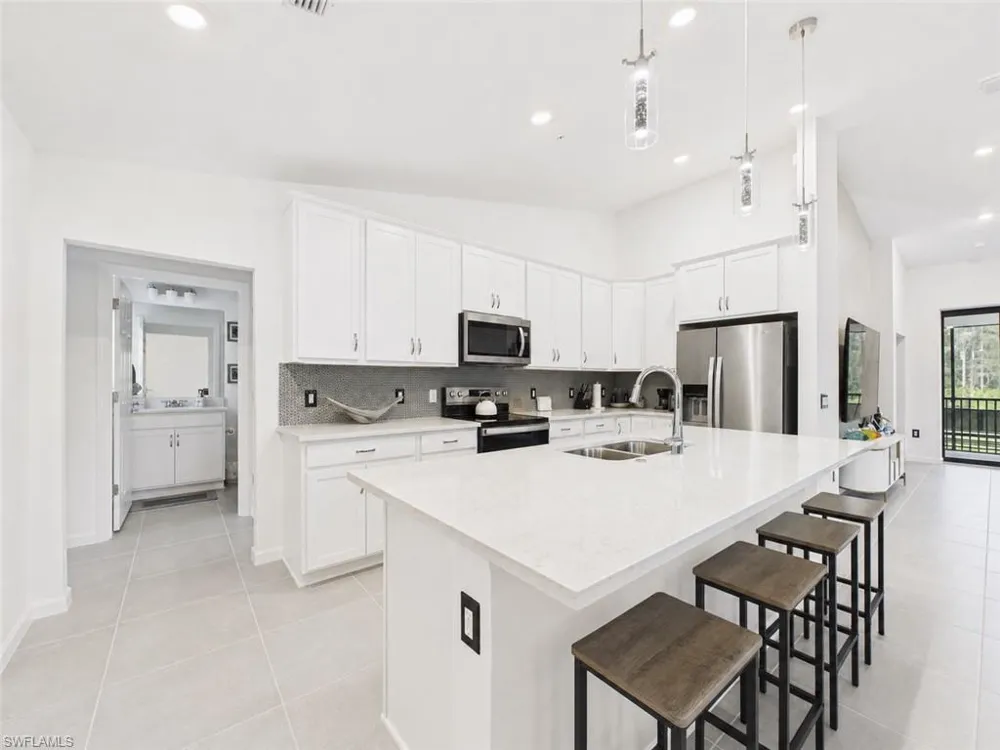 5683 Mayflower Way #901 Naples, FL 34142