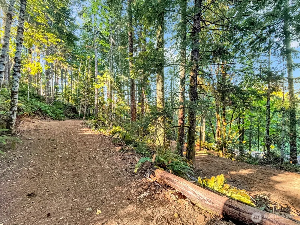 4840 Lake Cushman Road Hoodsport, WA 98548