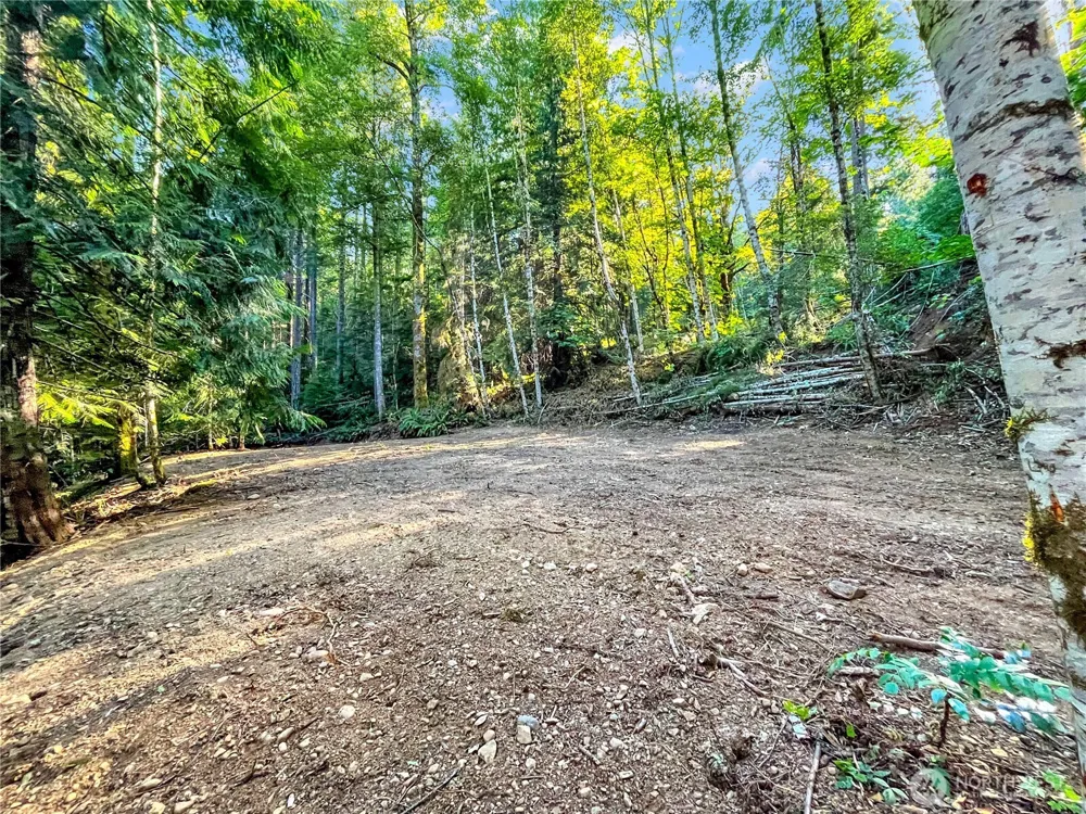 4840 Lake Cushman Road Hoodsport, WA 98548