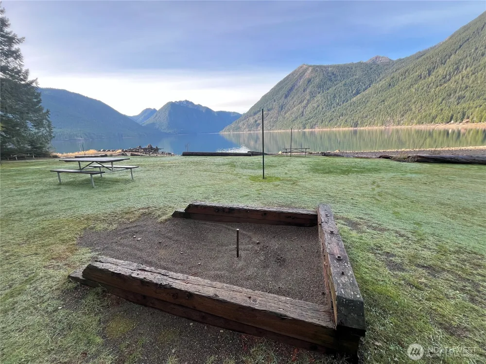 4840 Lake Cushman Road Hoodsport, WA 98548