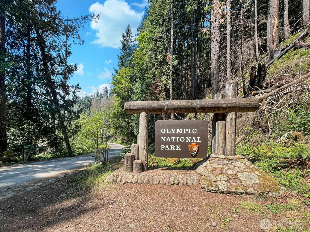 4840 Lake Cushman Road Hoodsport, WA 98548