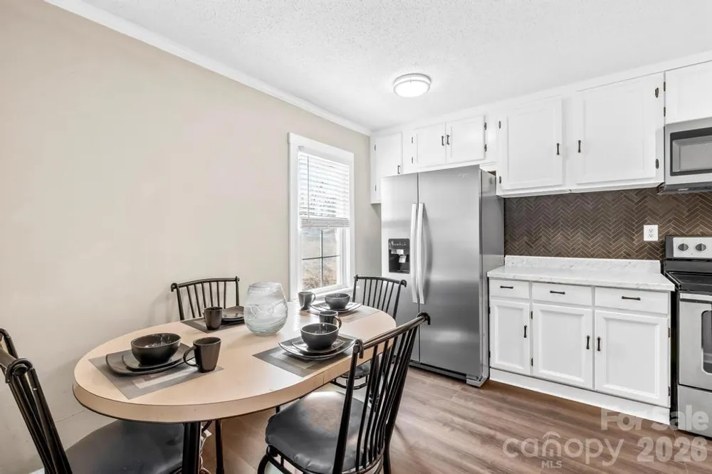 430 Arlington Circle NW Lenoir, NC 28645