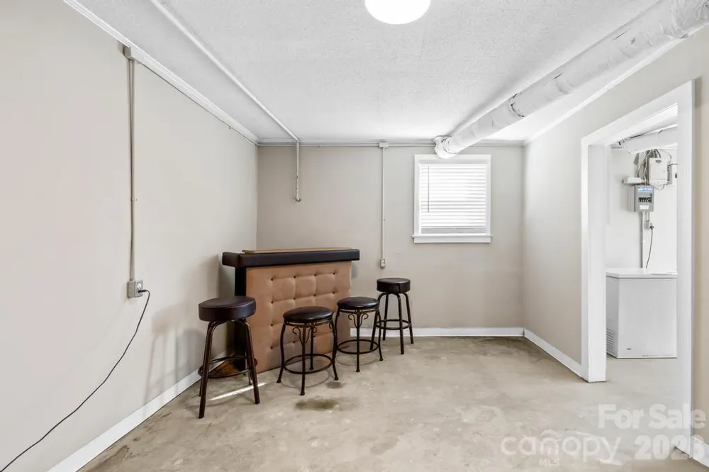 430 Arlington Circle NW Lenoir, NC 28645