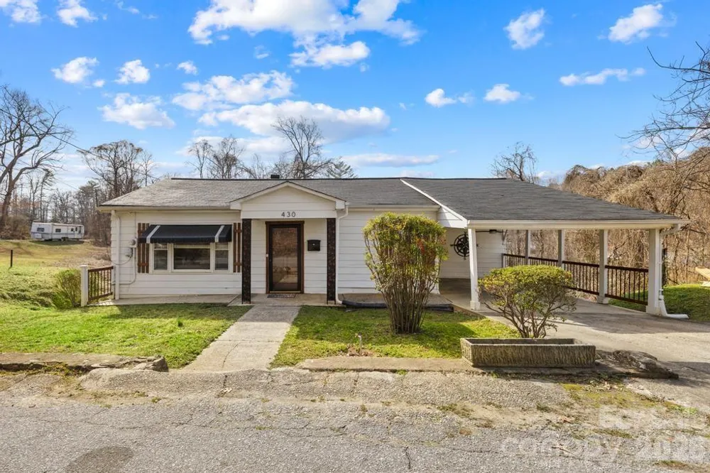 430 Arlington Circle NW Lenoir, NC 28645
