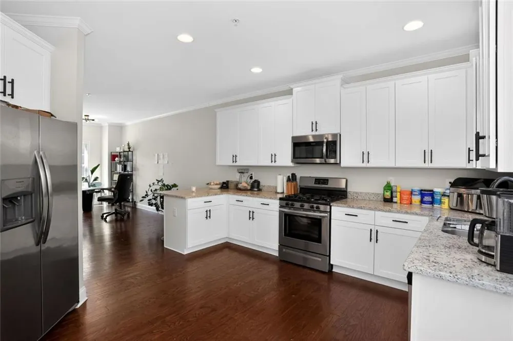 1902 Glen Ivy #19 Marietta, GA 30062