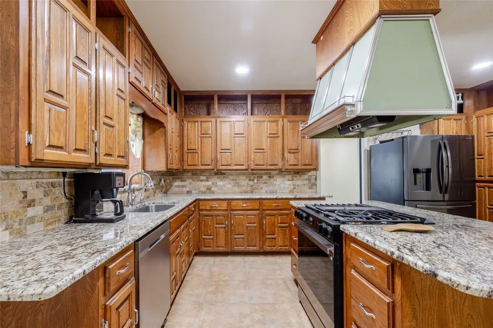 1308 W 14th Street Cisco, TX 76437