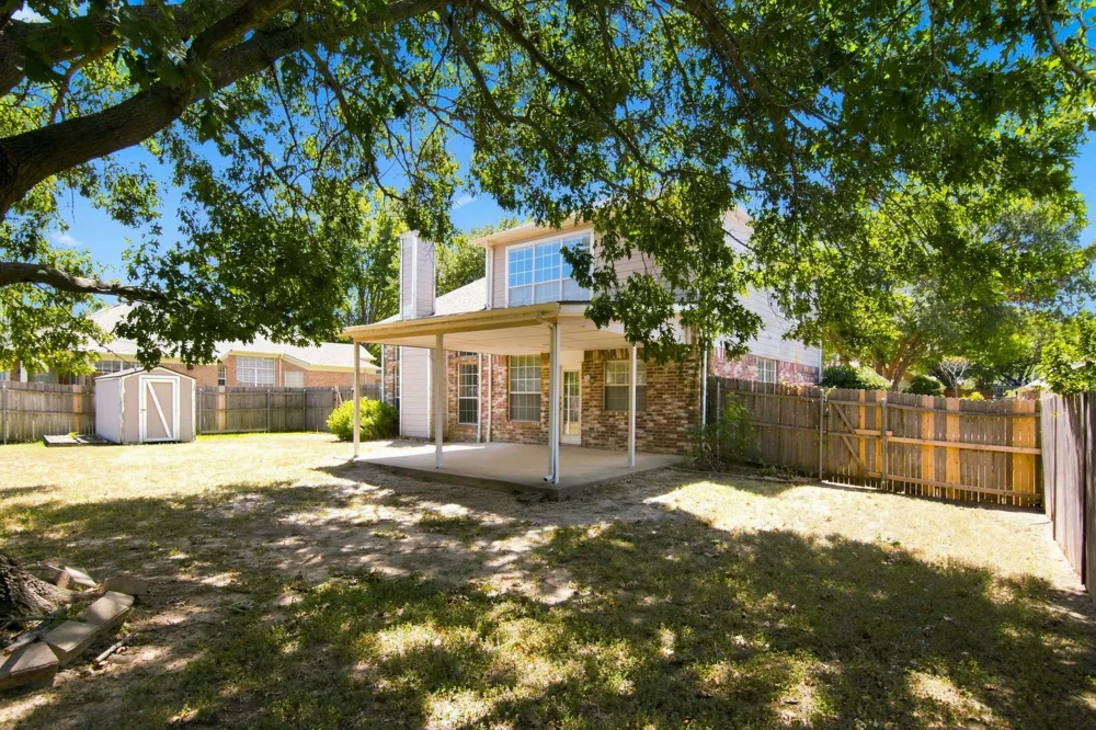 7212 Crabtree Lane North Richland Hills, TX 76182
