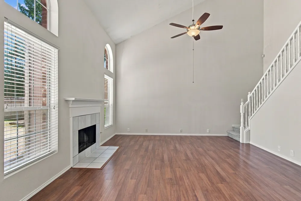 7212 Crabtree Lane North Richland Hills, TX 76182