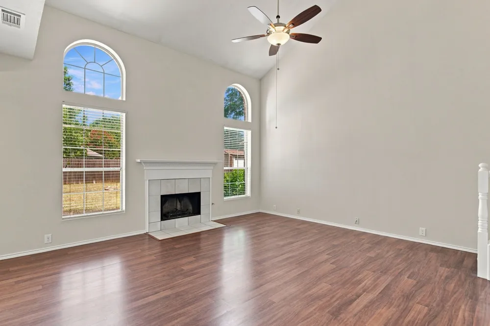 7212 Crabtree Lane North Richland Hills, TX 76182