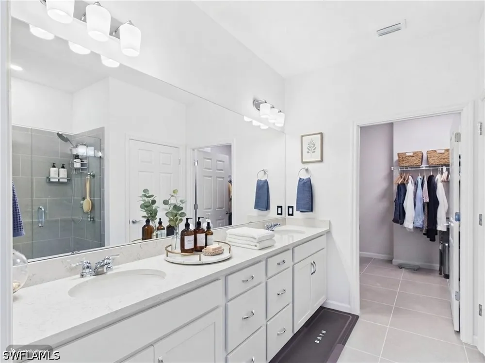 Mayflower Way #901 Naples, FL 34142