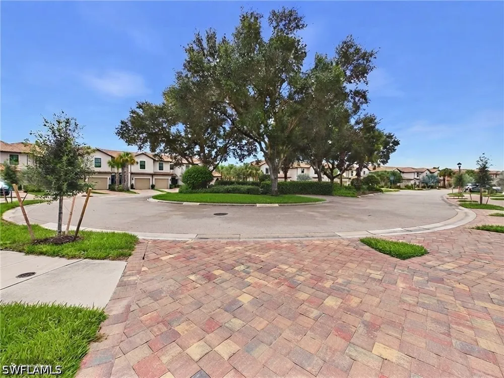 Mayflower Way #901 Naples, FL 34142