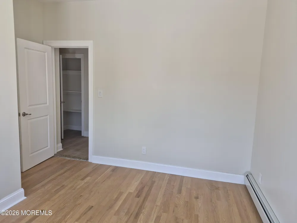 359 12th Street #2A Newark, NJ 07107