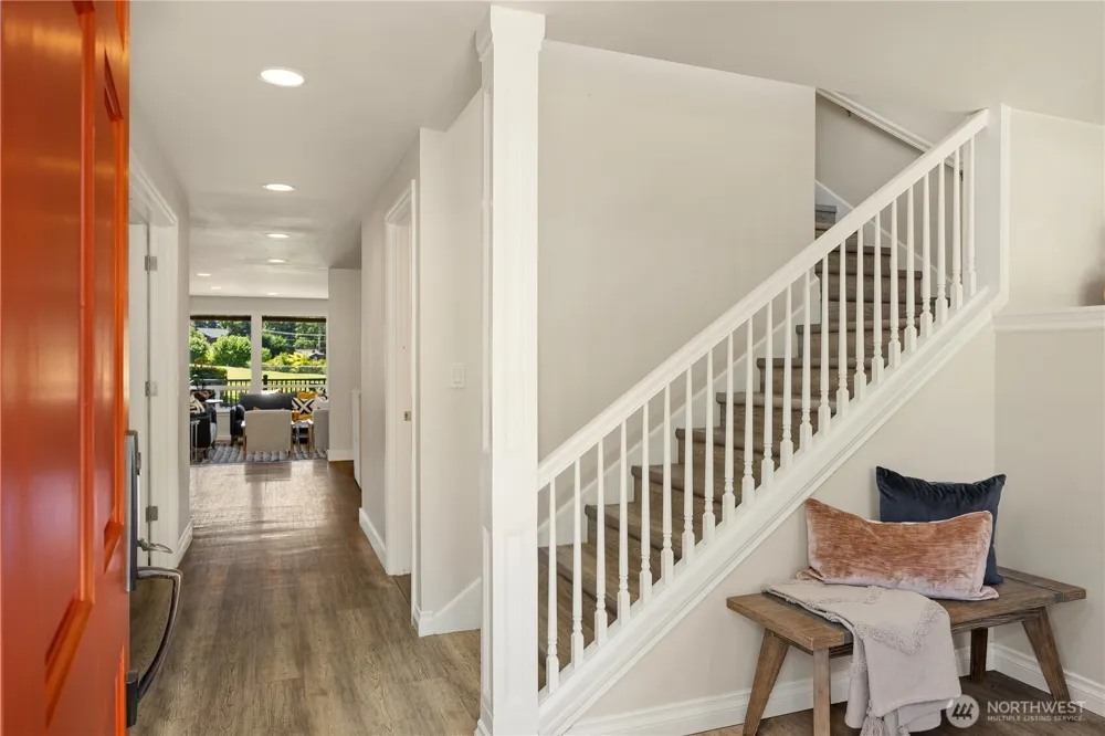 16315 Inglewood Place NE Kenmore, WA 98028