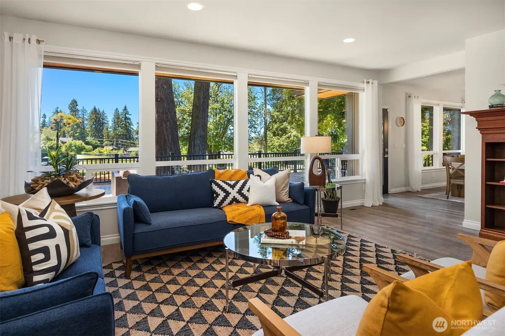 16315 Inglewood Place NE Kenmore, WA 98028