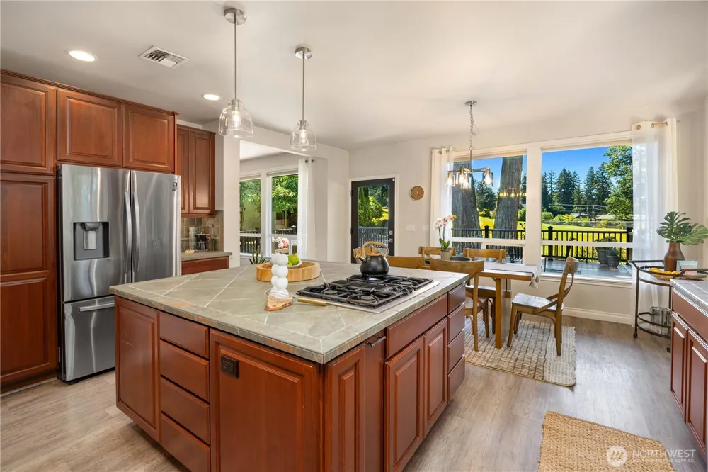 16315 Inglewood Place NE Kenmore, WA 98028