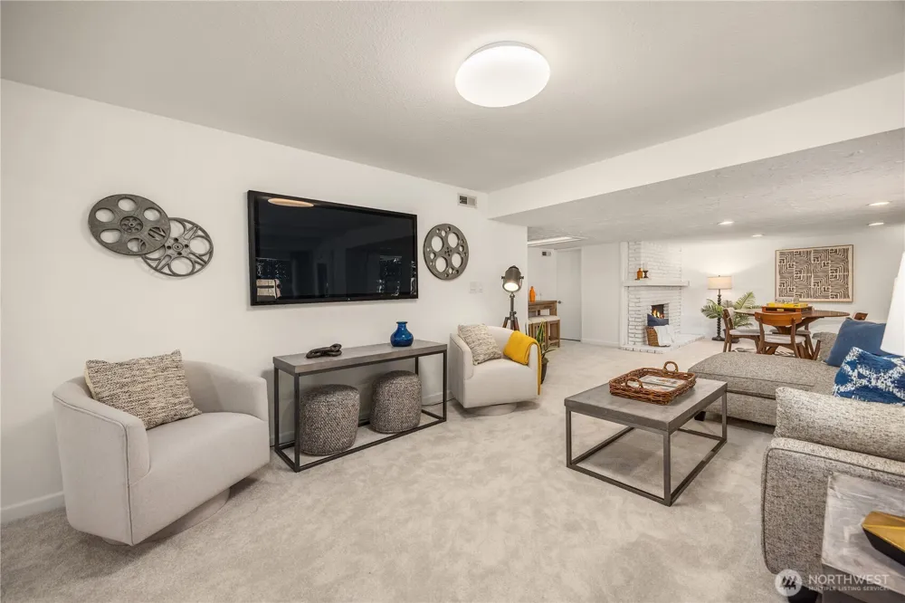 16315 Inglewood Place NE Kenmore, WA 98028