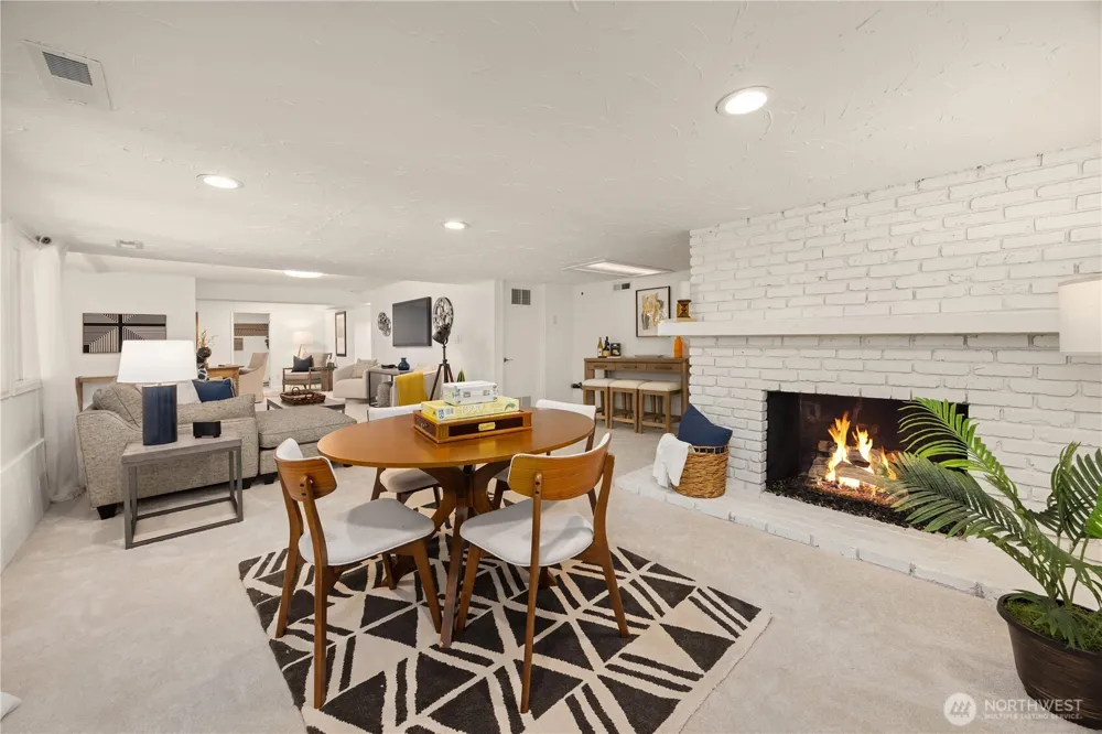 16315 Inglewood Place NE Kenmore, WA 98028