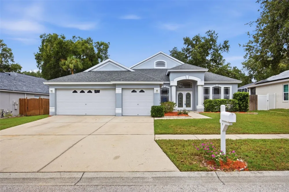 4634 RIVER OVERLOOK DRIVE Valrico, FL 33596