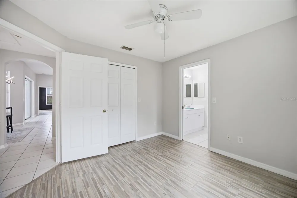 4634 RIVER OVERLOOK DRIVE Valrico, FL 33596