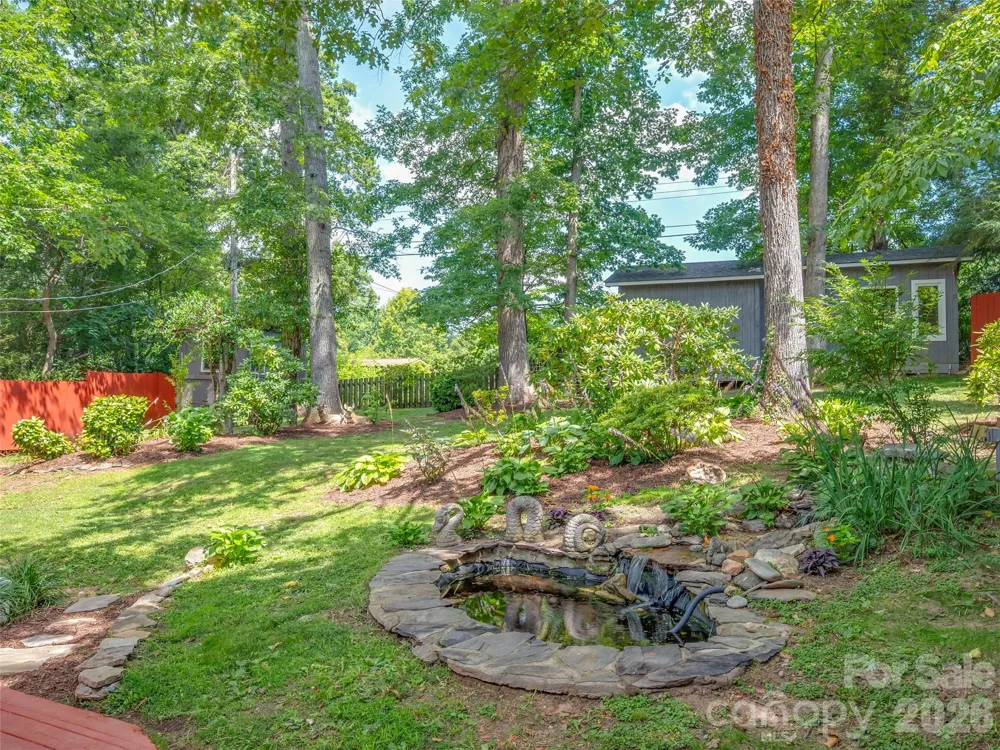 917 W Blue Ridge Road East Flat Rock, NC 28726