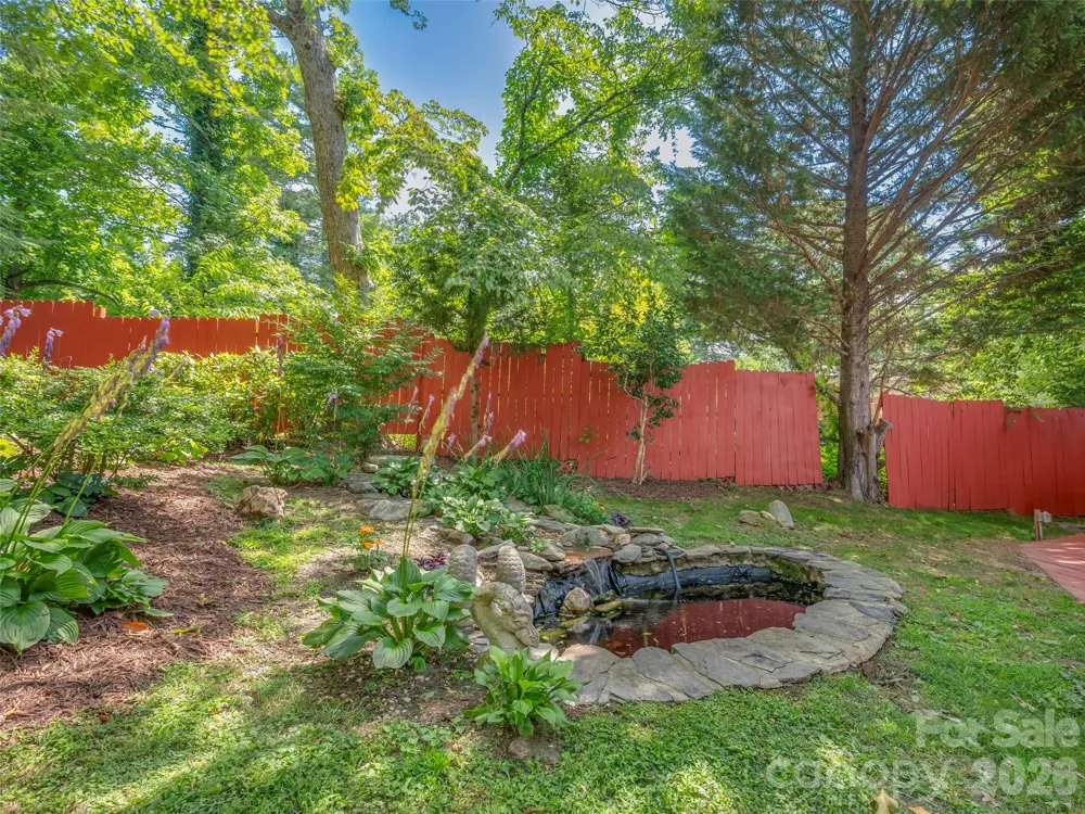 917 W Blue Ridge Road East Flat Rock, NC 28726