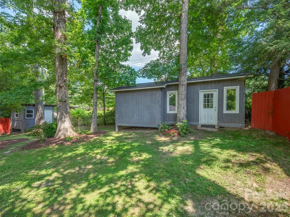 917 W Blue Ridge Road East Flat Rock, NC 28726
