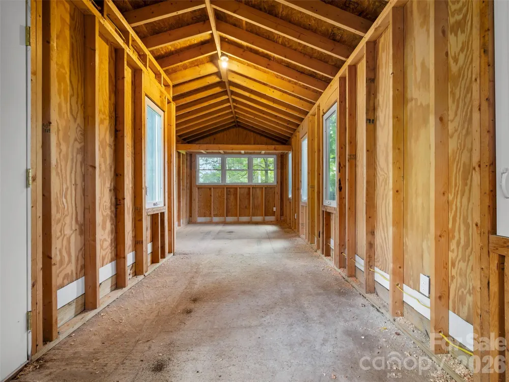 917 W Blue Ridge Road East Flat Rock, NC 28726