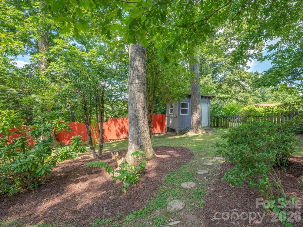 917 W Blue Ridge Road East Flat Rock, NC 28726