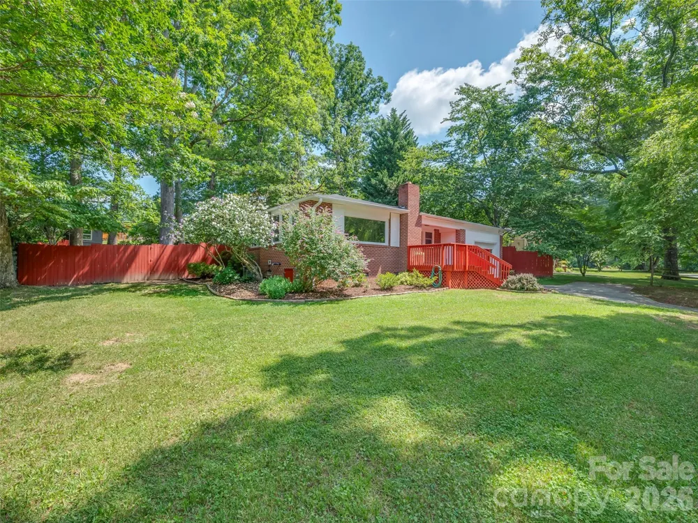 917 W Blue Ridge Road East Flat Rock, NC 28726
