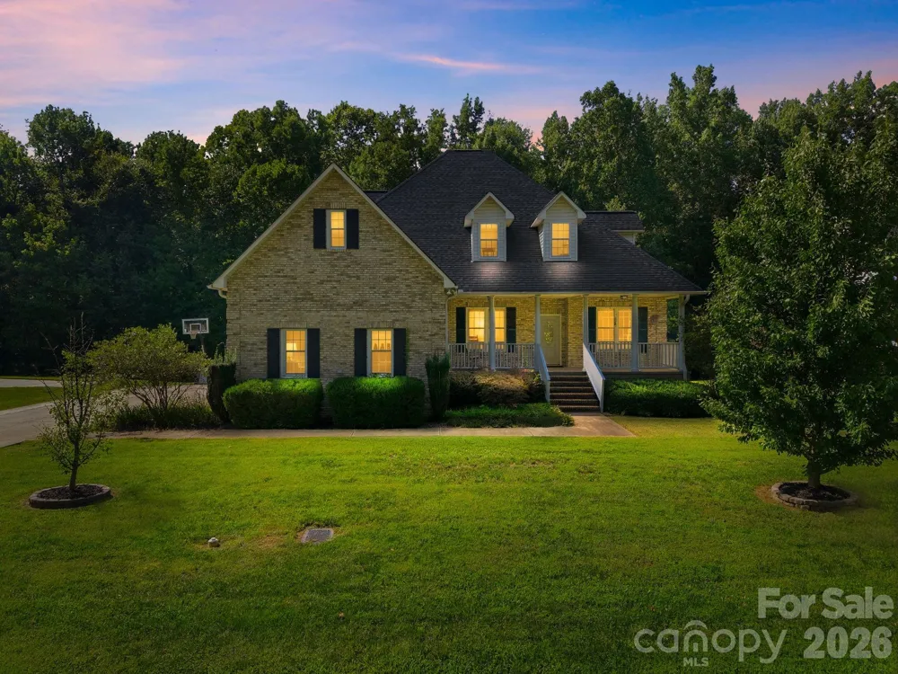 421 De Lara Circle Salisbury, NC 28146