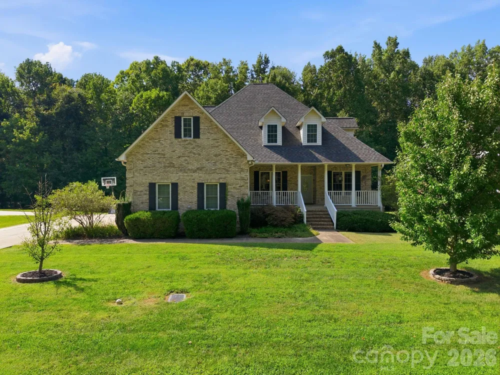 421 De Lara Circle Salisbury, NC 28146