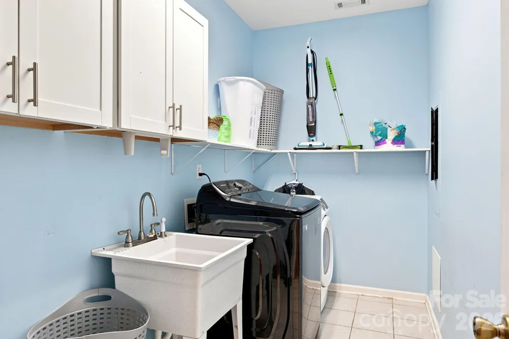421 De Lara Circle Salisbury, NC 28146