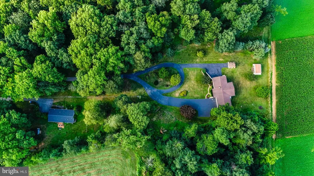 80 JOHNS WAY Honey Brook, PA 19344