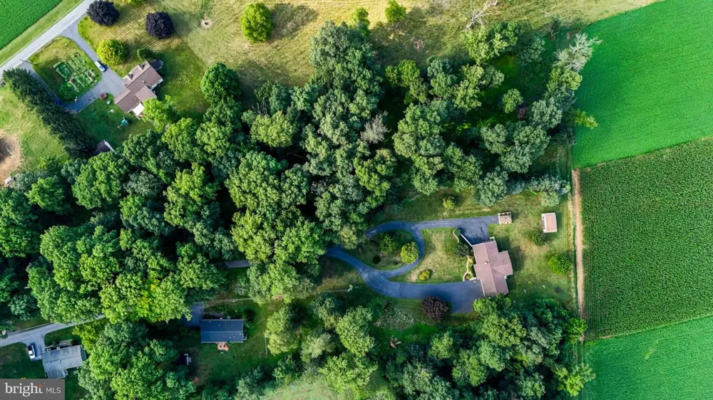 80 JOHNS WAY Honey Brook, PA 19344