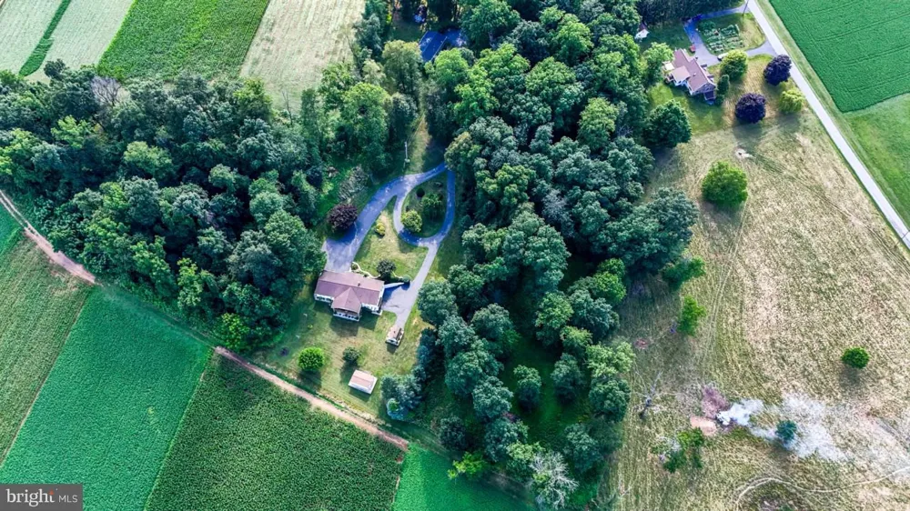 80 JOHNS WAY Honey Brook, PA 19344