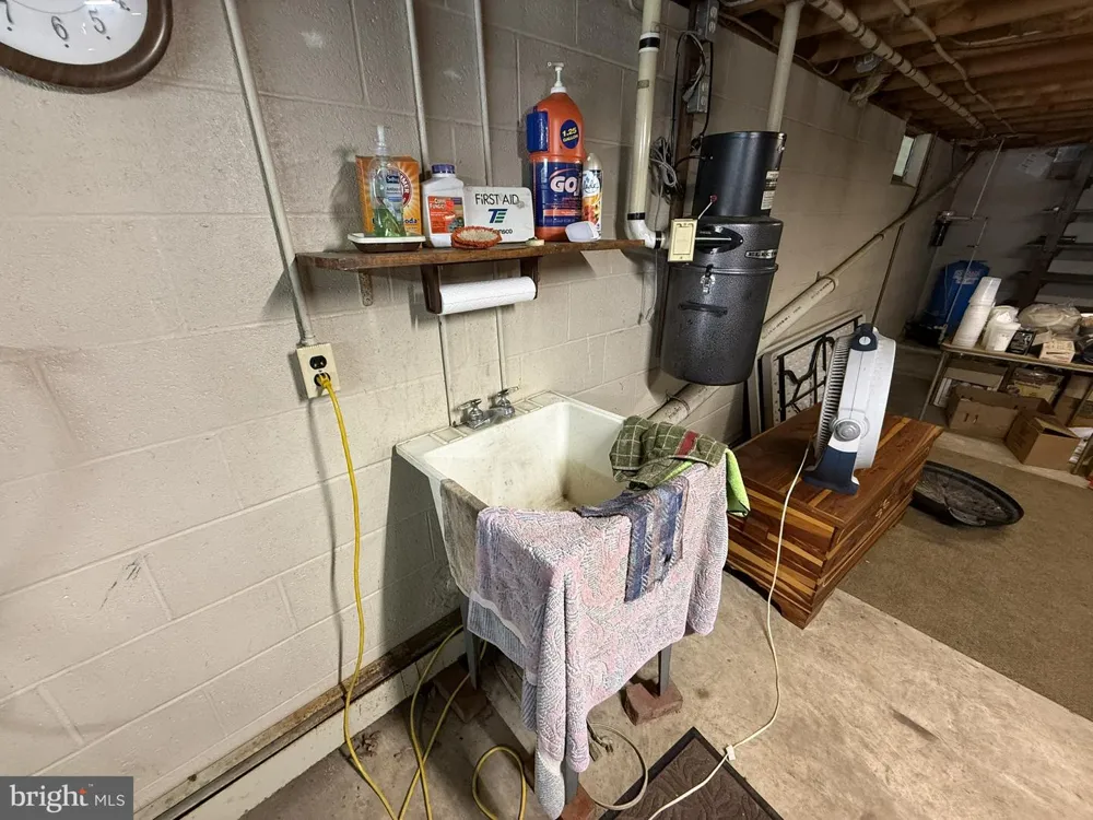 80 JOHNS WAY Honey Brook, PA 19344