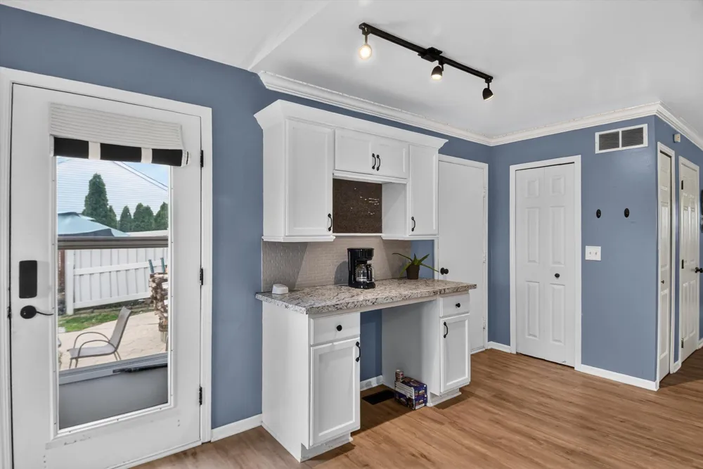 52133 Huntley Avenue New Baltimore, MI 48047