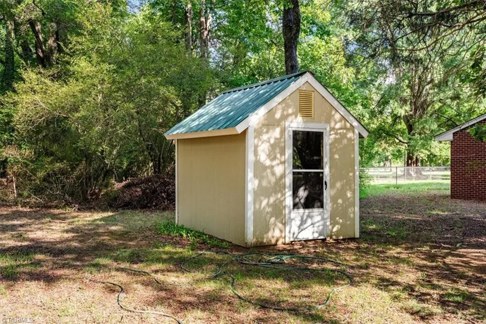 815 Coleman Drive Whitsett, NC 27377