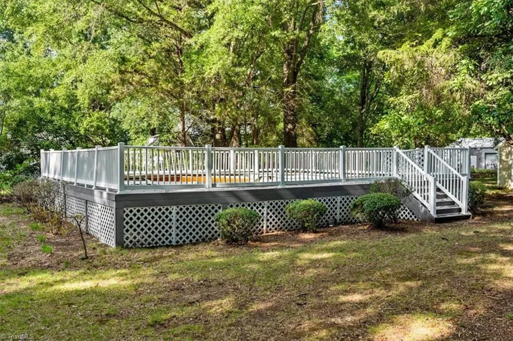 815 Coleman Drive Whitsett, NC 27377