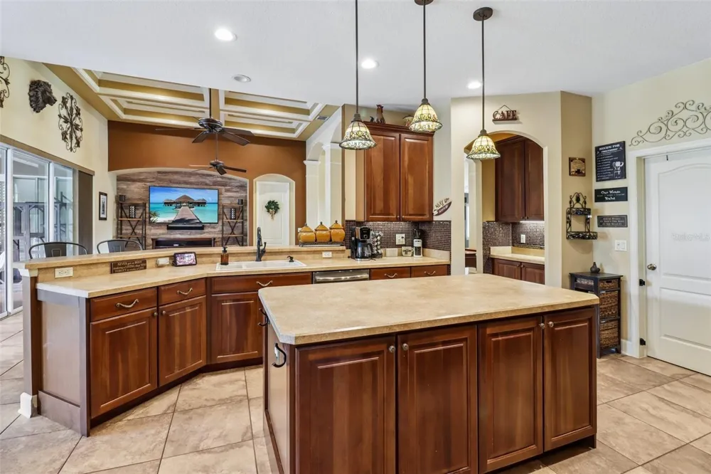 2947 CEDAR CREST DRIVE Apopka, FL 32712
