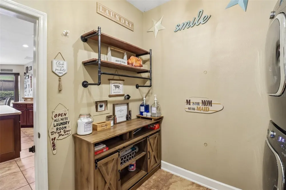 2947 CEDAR CREST DRIVE Apopka, FL 32712