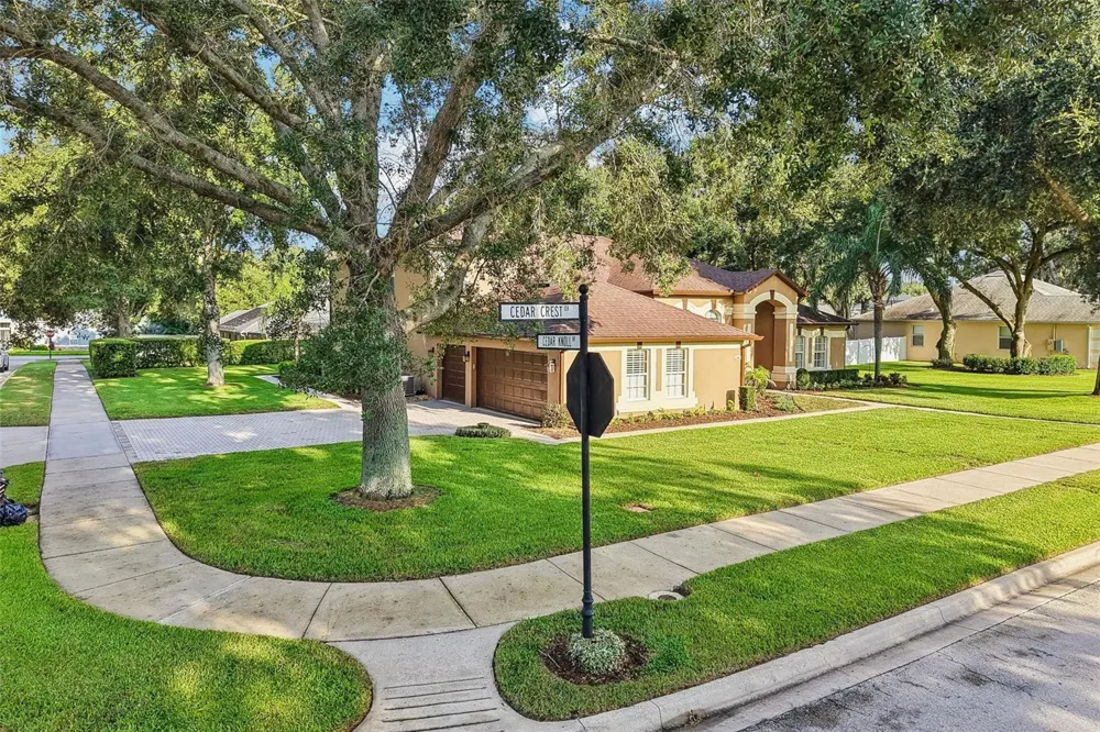2947 CEDAR CREST DRIVE Apopka, FL 32712