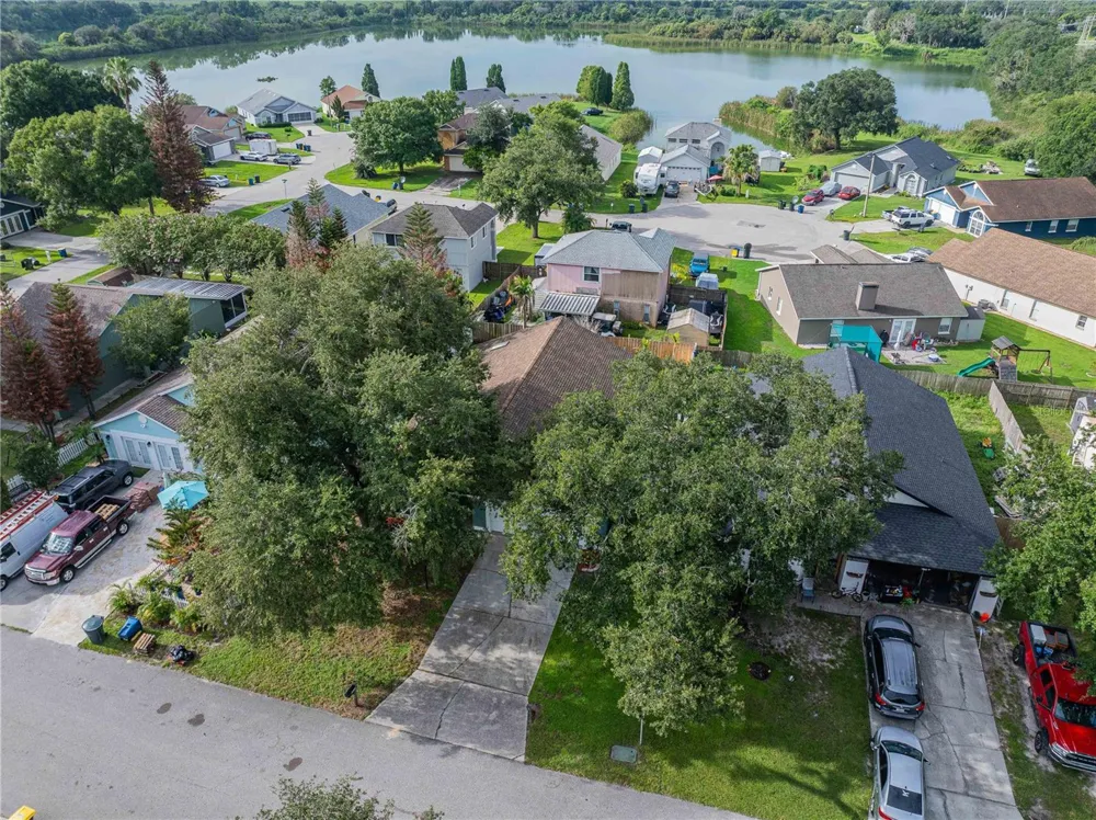 1695 LAKESIDE DRIVE Bartow, FL 33830