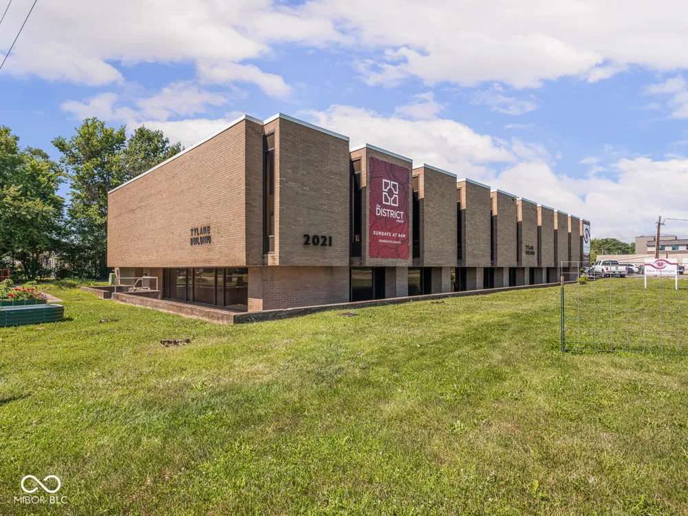 2021 E 52nd Street #103 Indianapolis, IN 46205