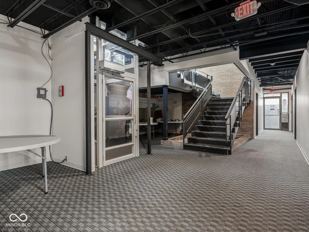 2021 E 52nd Street #103 Indianapolis, IN 46205