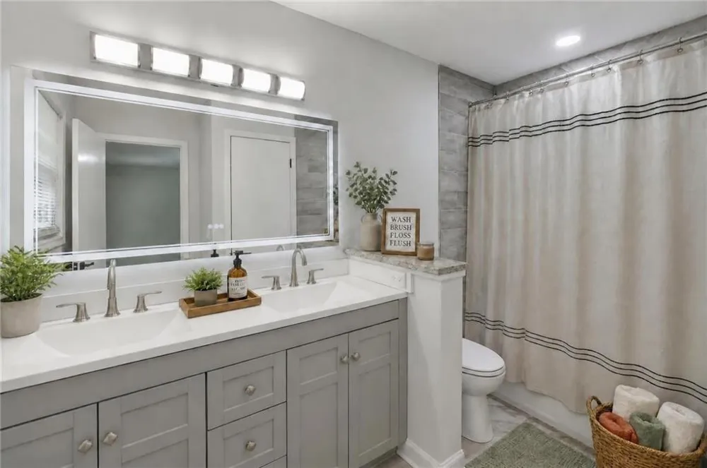 4445 Lake Forest Drive Oakwood, GA 30566